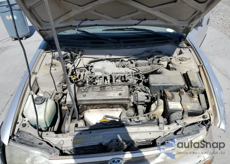 1996 Toyota Corolla z USA, uszkodzony, nr VIN 2T1BA02E9TC155123